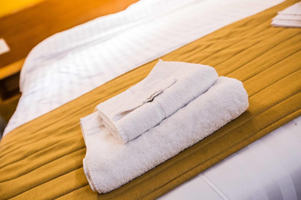 Tollgate Hotel & Leisure Stoke-on-Trent Zewnętrze zdjęcie