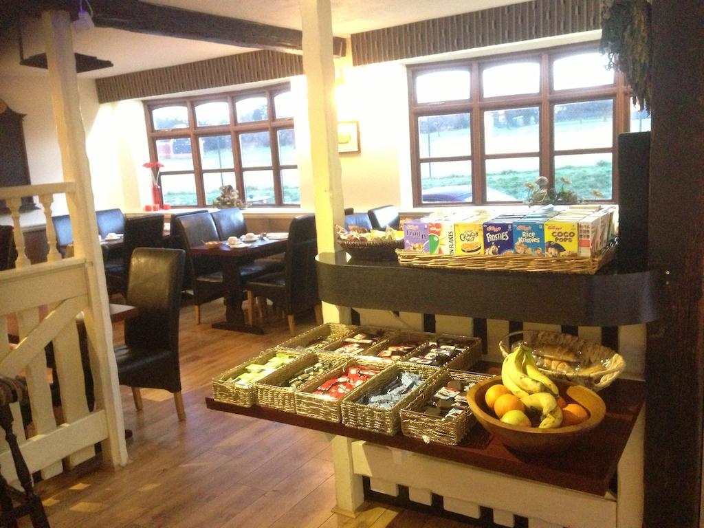 Tollgate Hotel & Leisure Stoke-on-Trent Zewnętrze zdjęcie